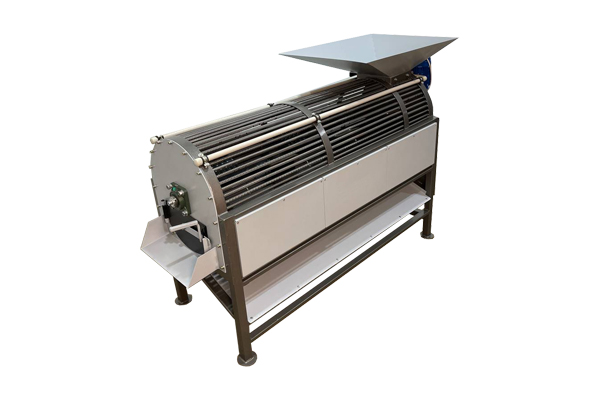 Peeling machine from green peel for almonds and walnuts (200 kg/h)