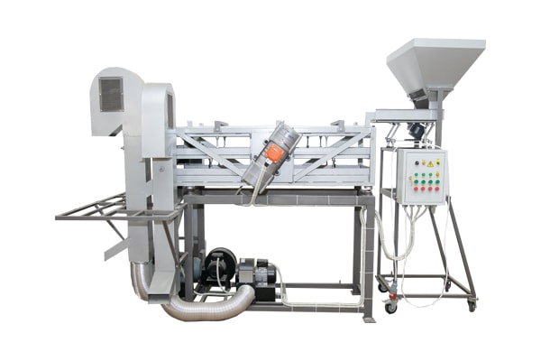 Vibrating sieve with aspiration for sorting walnuts (300 kg/h)