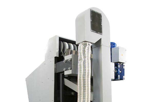 - Industrial Walnut Nutcracker with Built-in Aspiration Column (200 kg/h)