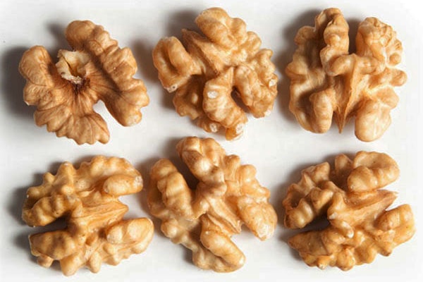 Blog - How expensive is it to sell a walnut kernel? Classification of walnut kernels. Walnut kernel categories