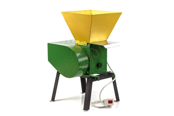 Blog - Types of nutcrackers for industrial walnut processing. How to choose a nutcracker for yourself?